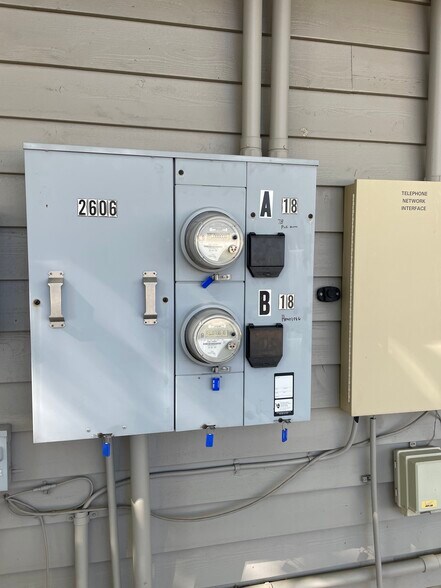 More Photos Of 2606 E 350 S, Lafayette Medical For Lease