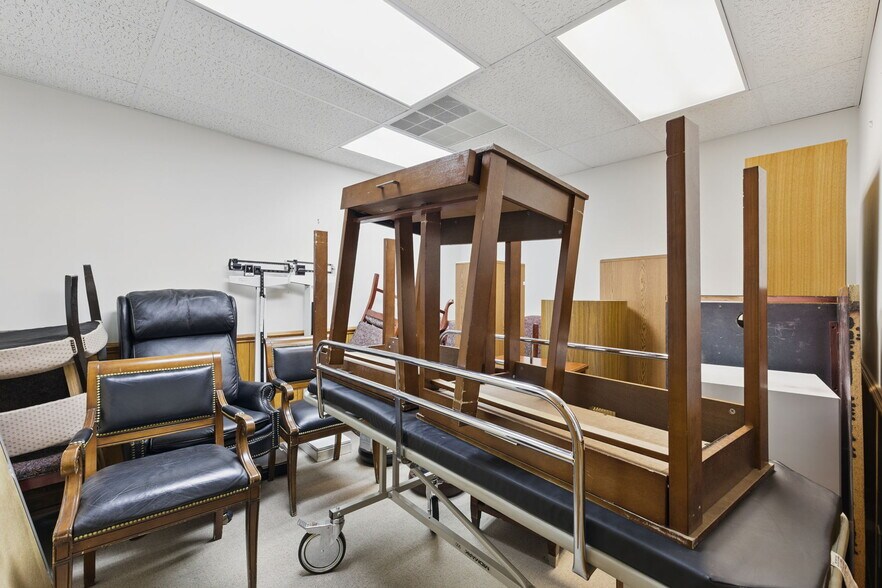 More Photos Of 141 Tryon Rd, Rutherfordton Healthcare For Lease