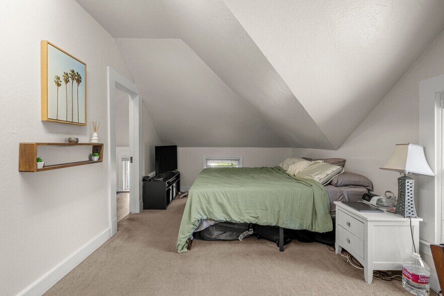 More Photos Of 142 N Central Ave, Campbell Office Residential For Sale