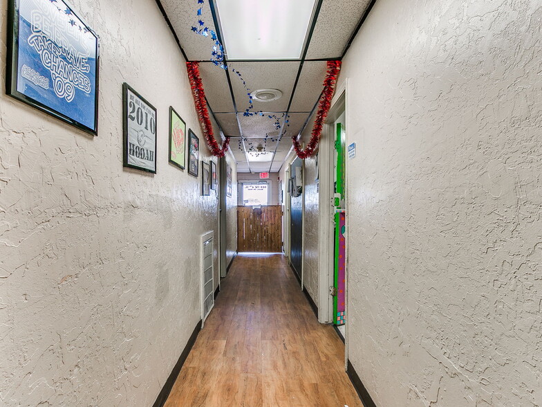 More Photos Of 809 SW 4th St, Moore Religious Facility For Sale