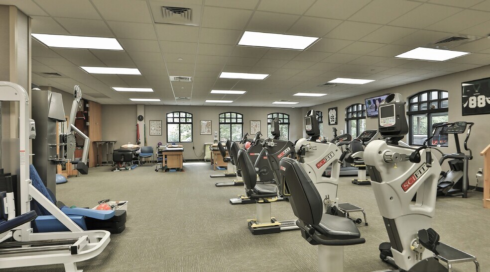 More Photos Of 601 Rockmead Dr, Kingwood Medical For Sale