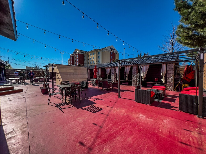 More Photos Of 5708 NW Expressway St, Oklahoma City General Retail For Sale