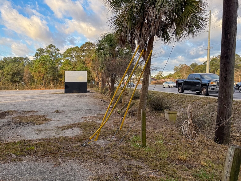 More Photos Of 3749 Ashley Phosphate Rd, North Charleston Land For Lease