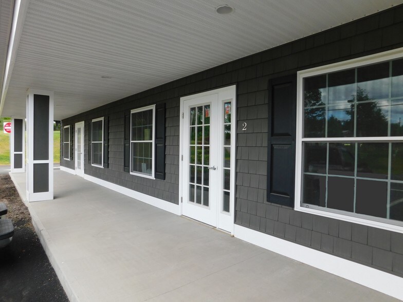 More Photos Of 4 Candy Ln, Hudson Warehouse For Lease