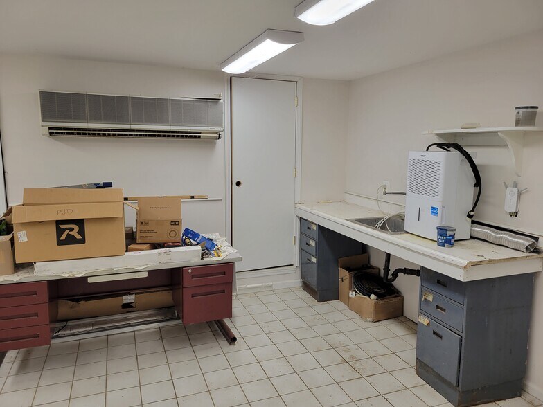 More Photos Of , Campbell Hall Office For Sale