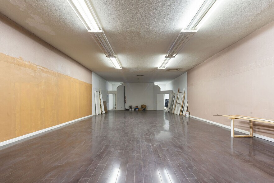 More Photos Of 919 N Chester Ave, Bakersfield Storefront Retail Office For Sale