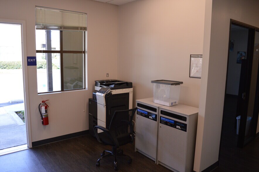 More Photos Of 6475 Sierra Ln, Dublin Office For Lease