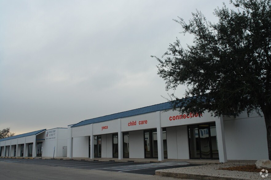 More Photos Of 4639 Corona Dr, Corpus Christi Office For Lease
