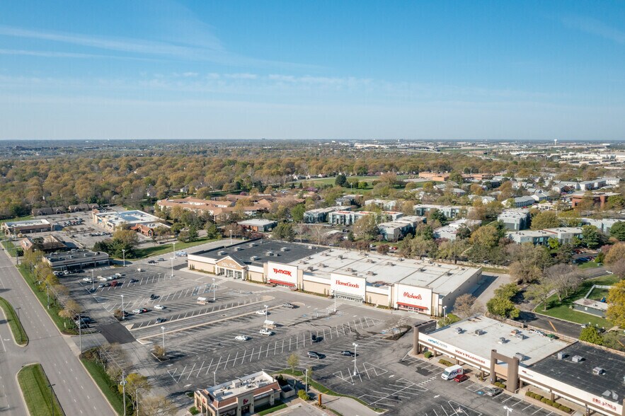 More Photos Of 9510-9676 Quivira Rd, Lenexa Unknown For Lease