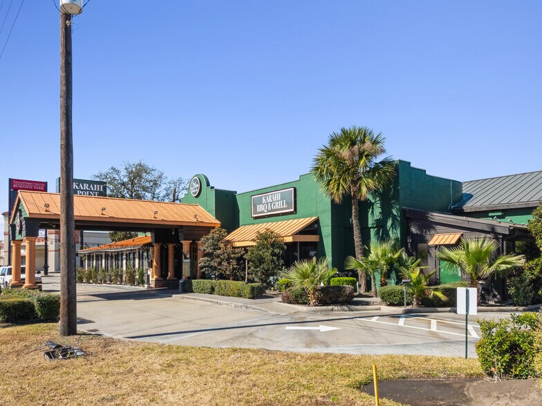 More Photos Of 12000 Southwest Freeway, Stafford Restaurant For Sale