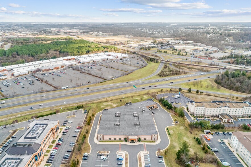 More Photos Of 131 Fort Evans Rd NE, Leesburg Freestanding For Sale