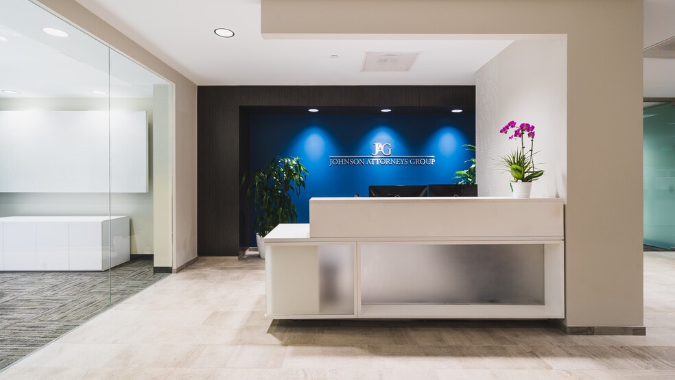 More Photos Of 4440 Von Karman Ave, Newport Beach Office For Sale