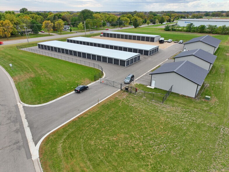 More Photos Of 1802 22nd Street SW, Willmar Self Storage For Sale