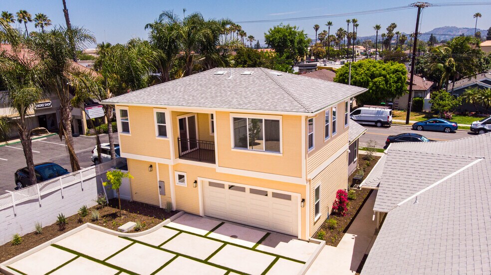 More Photos Of 1042 San Juan St, Tustin Apartments For Sale