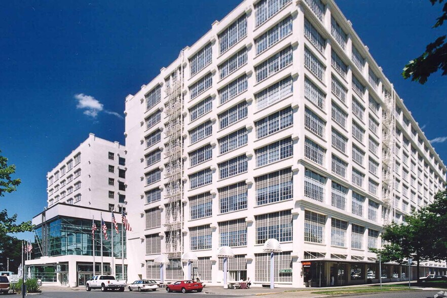 More Photos Of 2701 NW Vaughn St, Portland Office For Lease