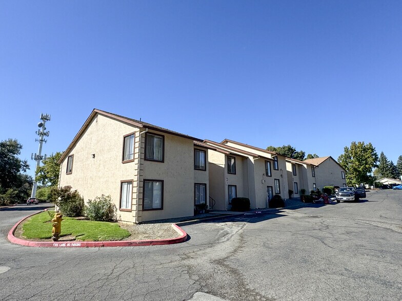 More Photos Of 32 E Main St, Winters Apartments For Sale