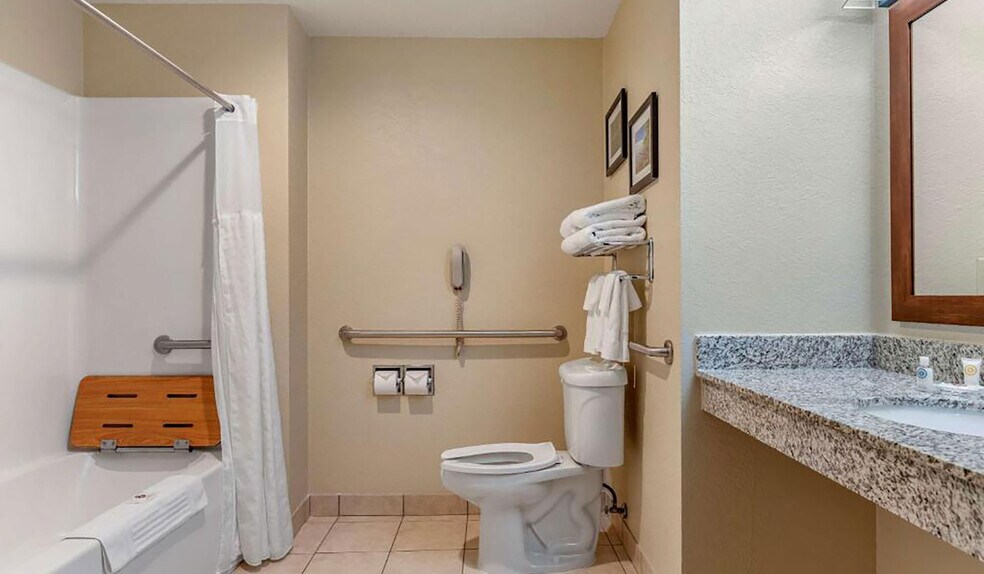 More Photos Of 350 Dodge Rd NE, Comstock Park Hotel For Sale