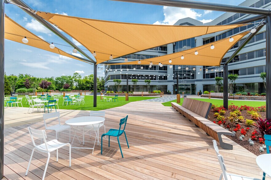 More Photos Of 1410-1430 Spring Hill Rd, McLean Unknown For Sale