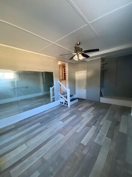 More Photos Of 1617 Ashley River Rd, Charleston Freestanding For Lease