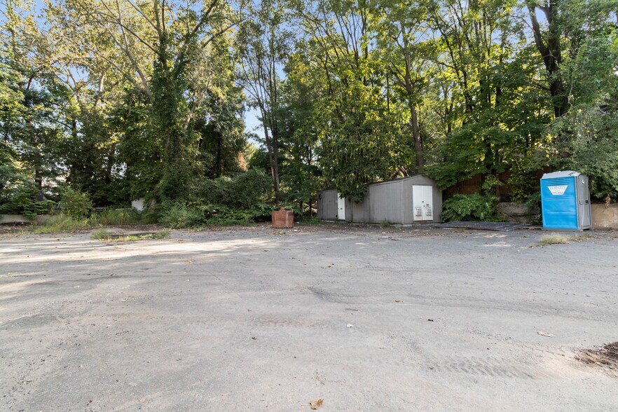 More Photos Of 49 Eddy St, New Haven Warehouse For Lease