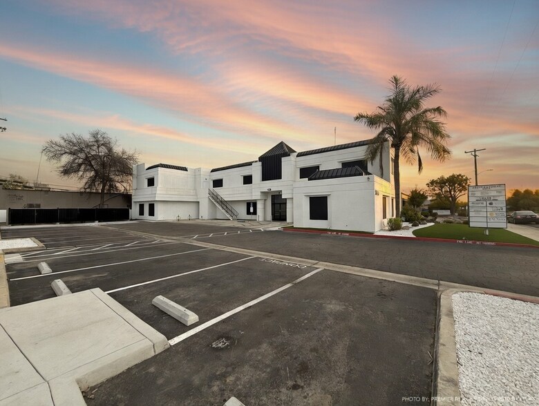 More Photos Of 2008 W Dorothea Ave, Visalia Freestanding For Sale