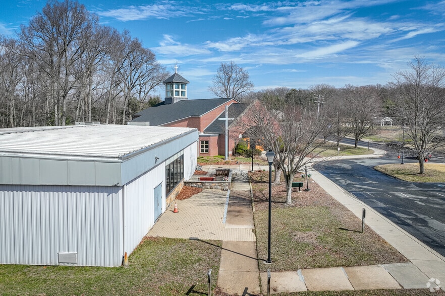 More Photos Of 2600 Willoughby Beach Rd, Edgewood Religious Facility For Sale