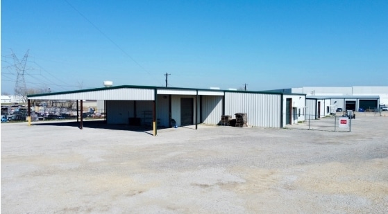 More Photos Of 13185 Harmon Rd, Fort Worth Warehouse For Sale