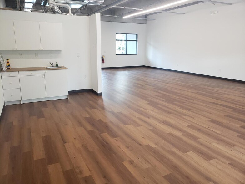 More Photos Of 9100 Belvedere Rd, Royal Palm Beach Loft Creative Space For Sale
