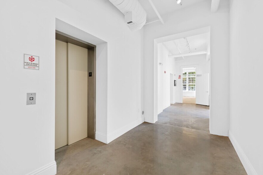 More Photos Of 301 SW 13th Ave, Fort Lauderdale Office For Sale