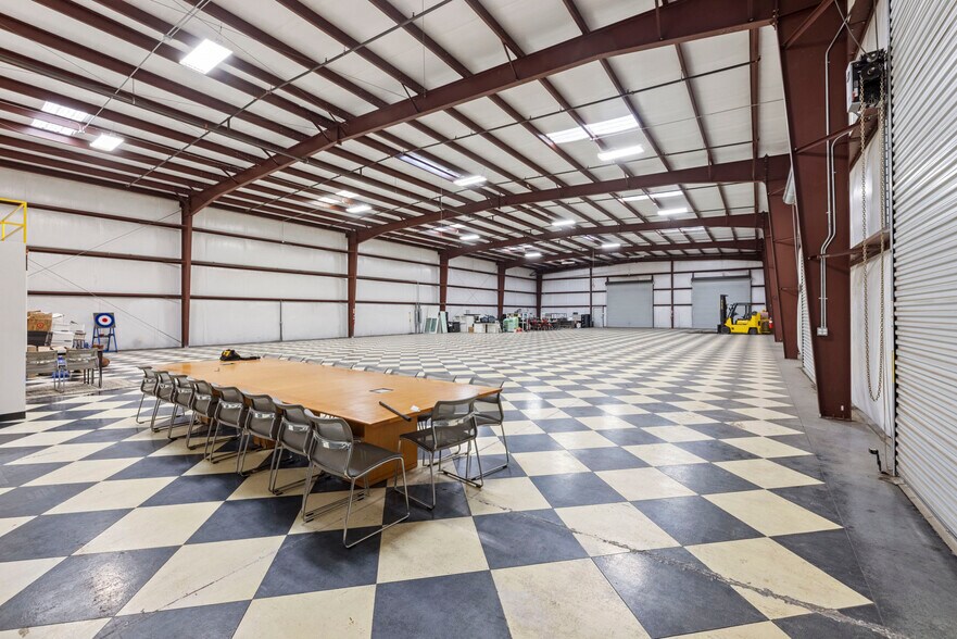More Photos Of 401 Glass Ln, Modesto Warehouse For Sale