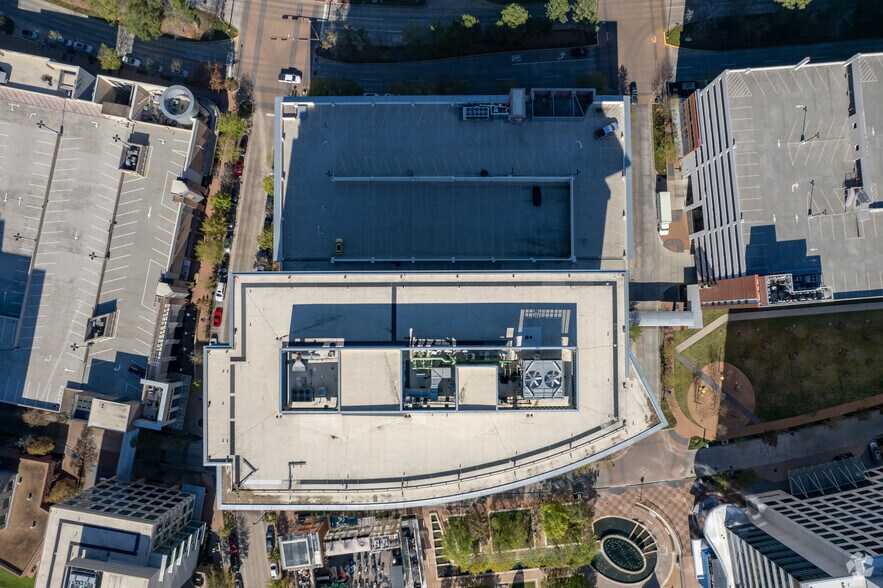 More Photos Of 24 Waterway Ave, The Woodlands Office Residential For Lease