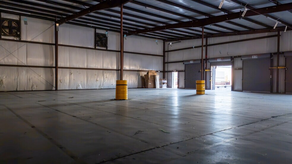 More Photos Of 1139 County Road 67, Myrtle Distribution For Sale