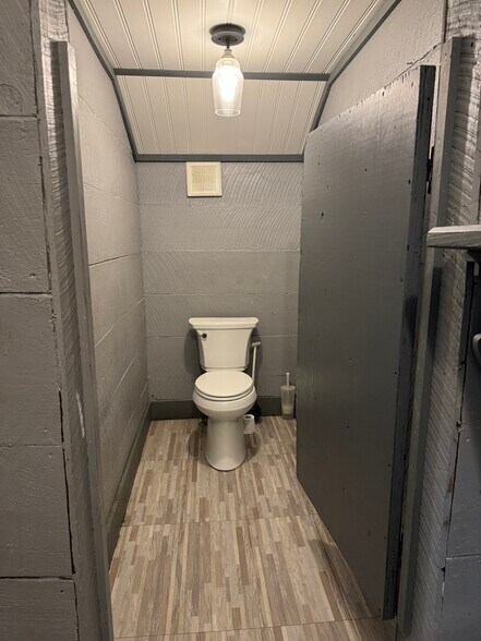 More Photos Of 167 Slater Ave, Jewett City Storefront Retail Office For Sale