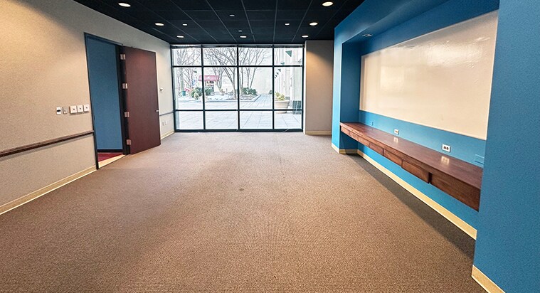 More Photos Of 411 E Franklin St, Richmond Office For Lease