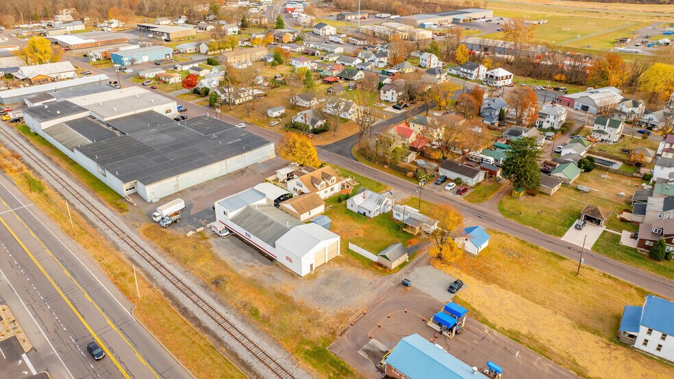 More Photos Of 680 Oak St, Bloomsburg Warehouse For Sale