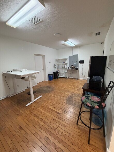 More Photos Of 840 19th St, Vero Beach Office For Lease