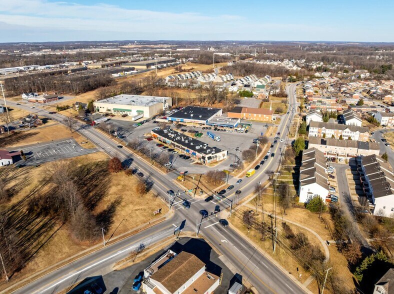 More Photos Of 901-915 Middle River Rd, Baltimore Freestanding For Lease