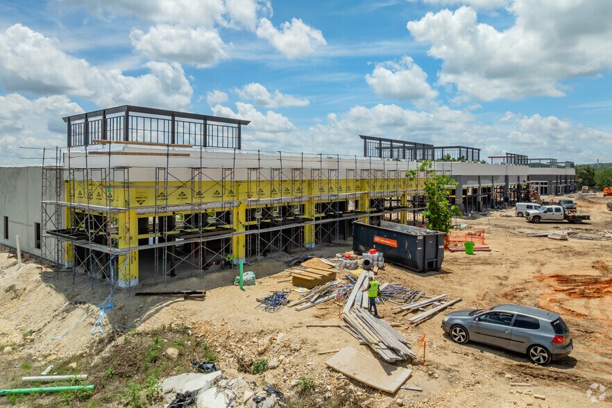 More Photos Of 5 Coughran Rd, Boerne Medical For Sale