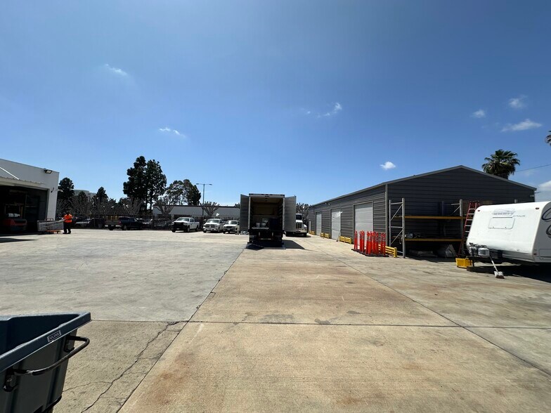 More Photos Of 421 E Cerritos Ave, Anaheim Warehouse For Sale