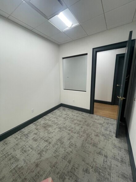 More Photos Of 3233 Thomasville Rd, Tallahassee Office For Lease