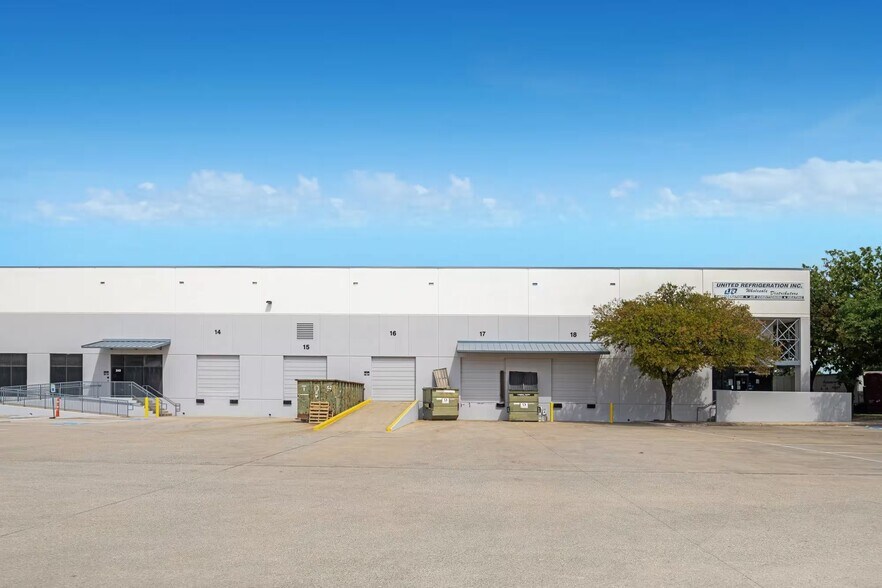 More Photos Of 4101 S Industrial Dr, Austin Warehouse For Lease
