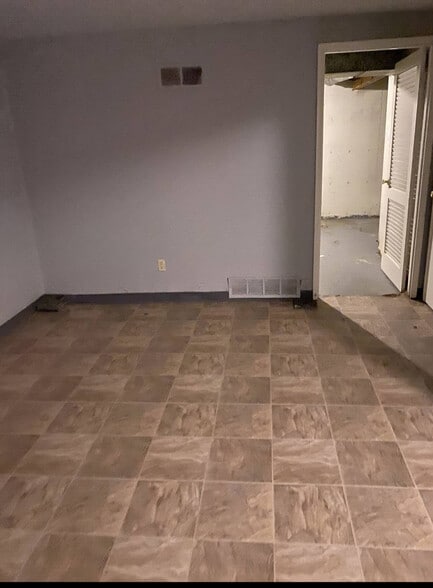 More Photos Of 1624 Northwinds Estates Dr, Saint Louis Apartments For Sale