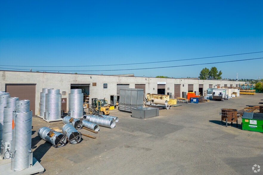 More Photos Of 666 Goddard Ave NE, Calgary Warehouse For Lease