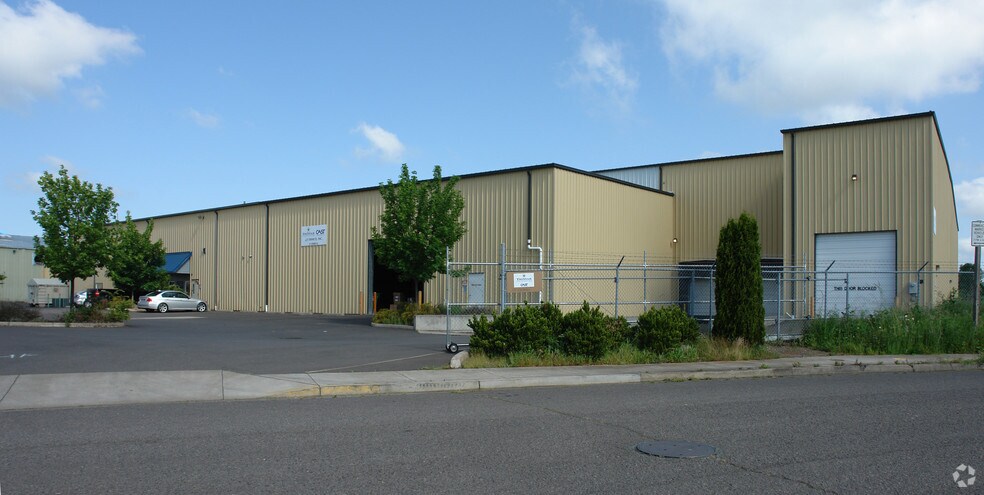 Primary Photo Of 20 Grimes St, Eugene Warehouse For Lease