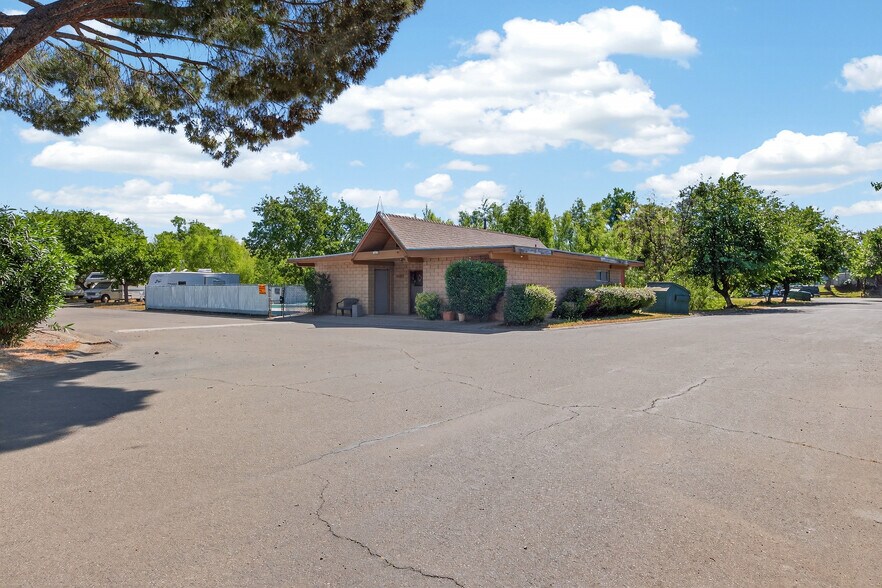 More Photos Of 130 Gilmore Rd, Red Bluff Manufactured Housing Mobile Home Park For Sale