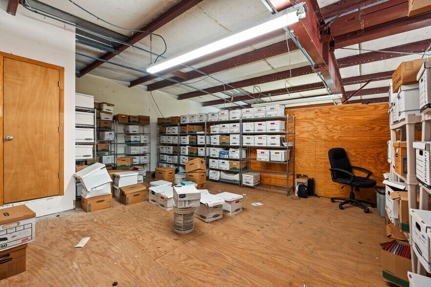 More Photos Of 16050 Orange Ave, Fort Pierce Warehouse For Sale