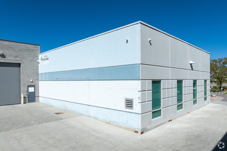 More Photos Of 6101 W 9790 S, West Jordan Warehouse For Lease