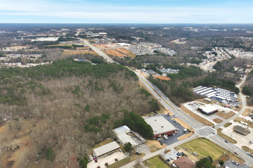 More Photos Of 3743 Old Flowery Branch Rd, Oakwood Warehouse For Lease