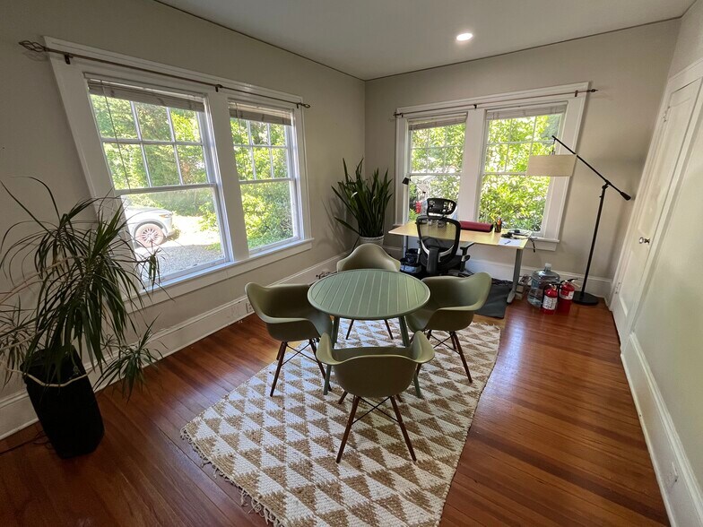 More Photos Of 1130 Harding Pl, Charlotte Loft Creative Space For Lease