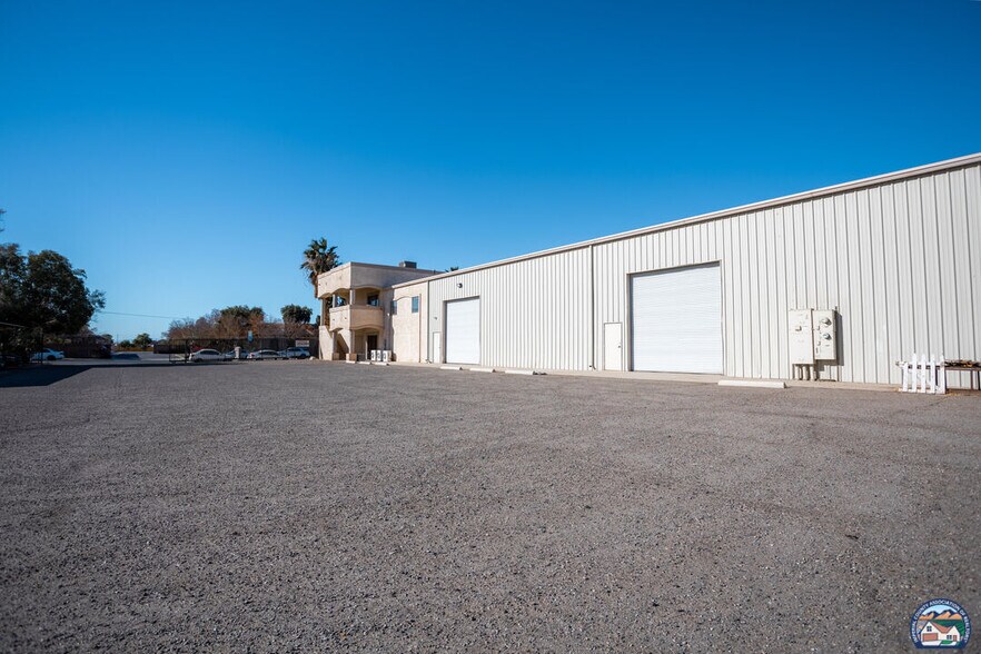 More Photos Of 1103 Industry Way, El Centro Warehouse For Sale